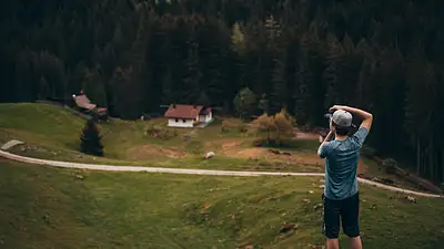 Pompki szwedzkie – Kompletny przewodnik po ćwiczeniu dipsów