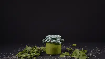 Pesto - zdrowe korzyści i przepisy na domowy sos