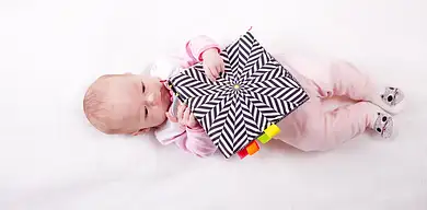 Książeczka kontrastowa – działanie i zakup