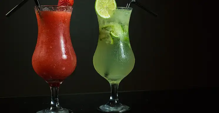 Koktajle energetyczne przed treningiem – przepisy i porady