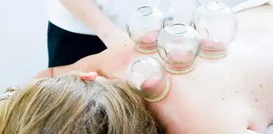 Masaż brzucha chińską bańką - korzyści