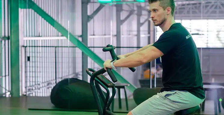 Spinning – trening na rowerach dla każdego | Fitnessmania