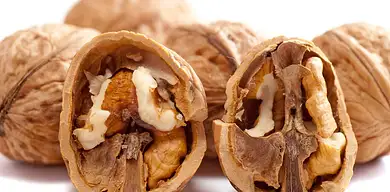 Pełnowartościowe batony – jakie przekąski wybrać?