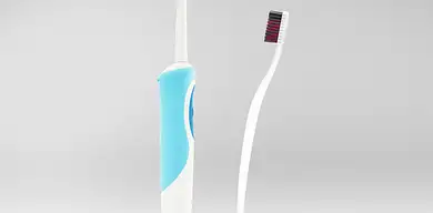 Szczoteczka soniczna – zalety i wady | Fitnessmania.pl