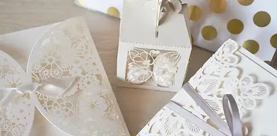 Jak znaleźć idealne zaproszenia ślubne